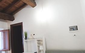 Casetta Tipica in Borgo, indipendente, ristrutturata